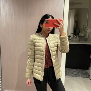 Down / feather 🪶 light jacket beige color H&M